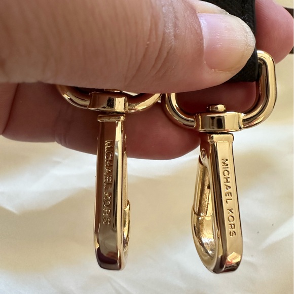 Michael Kors Selma Satchel in Saffiano Leather - Picture 11 of 15